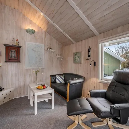 Vakantiehuis Well-maintained Close To Ringkobing Fjord *