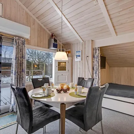 Holiday home Well-maintained Close To Ringkobing Fjord Skjern